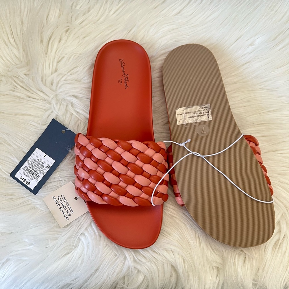 🆕NWT universal thread sandals - Picture 2 of 2